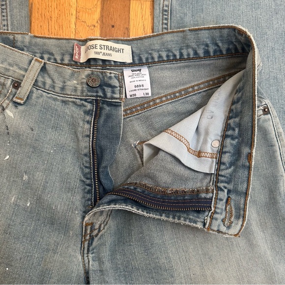 💚 Vintage Levi’s 569 Loose Straight Blue Distressed Jeans (W30 L30) (22) - Picture 6 of 12